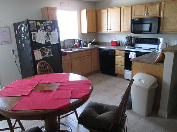 4th image of 1535 Rolling Rock Dr