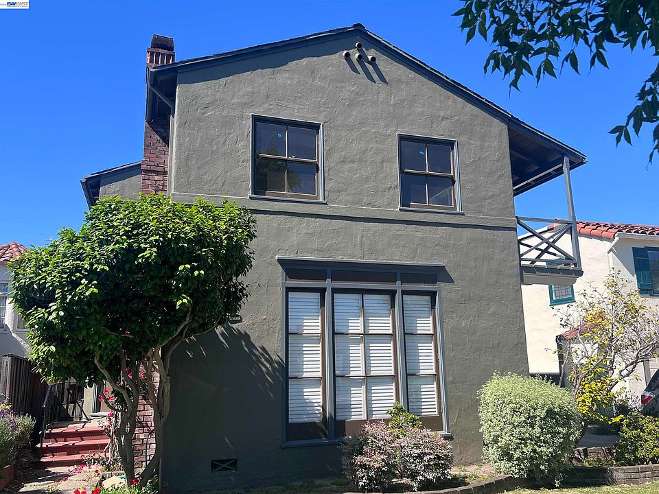 1st image of 2926 Fernside Blvd