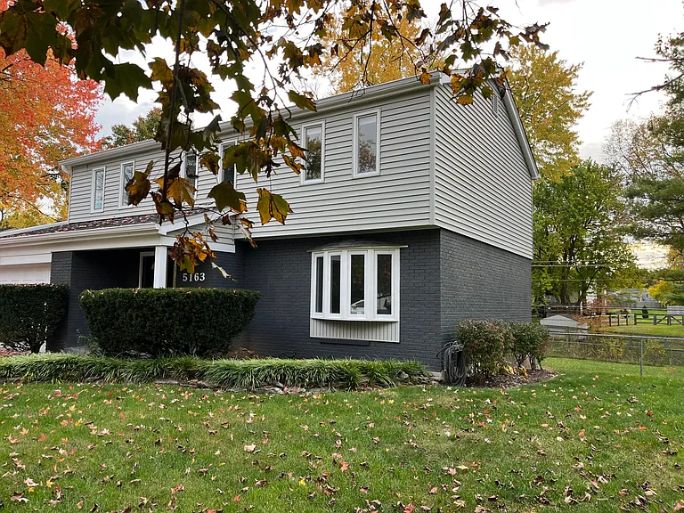5163 Chateaugay Dr — Photo 4