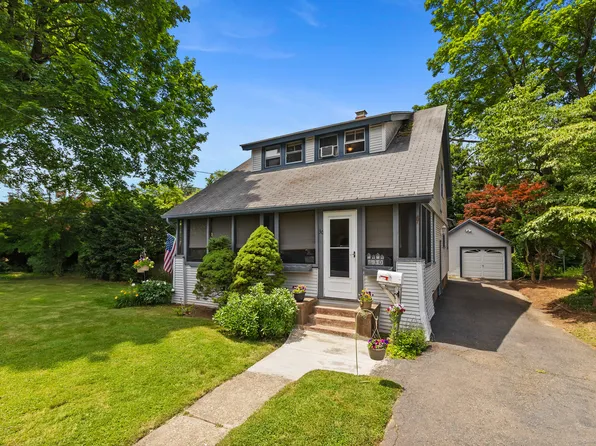 30 Phelps Road, Manchester, CT 06042