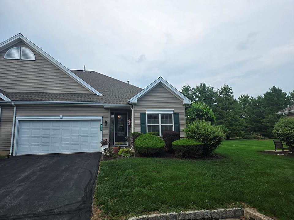 1st image of 4021 Pine Hurst Dr