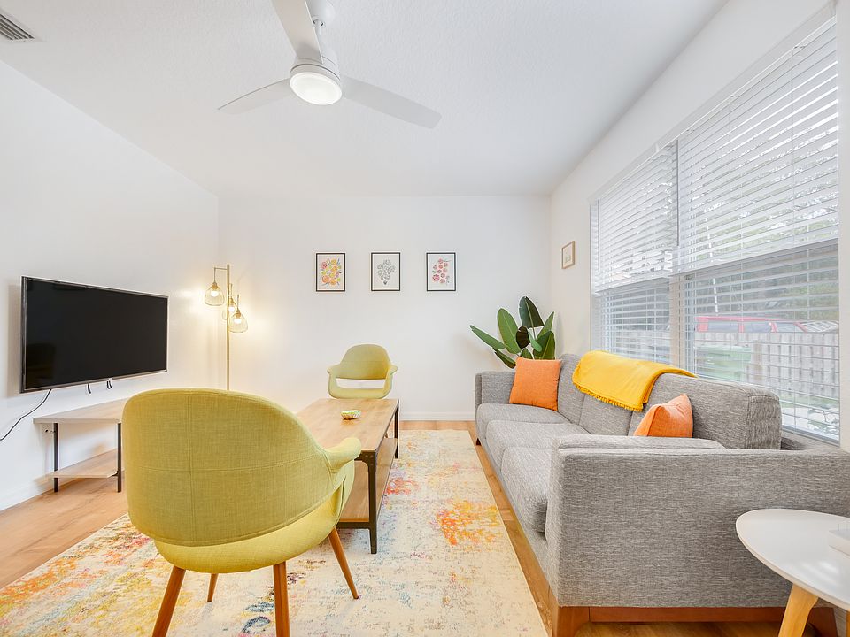 1st image of 221 Nesmith Ave #B