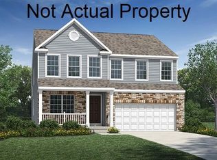 697 Salisbury St, Pickerington, OH 43147