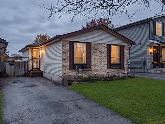 2nd image of 160 Carter Cres