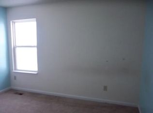 6403 Surrey Ct, Anderson, IN 46013