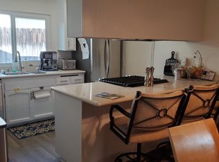 2086 Manchester Ave, Escondido, CA 92027