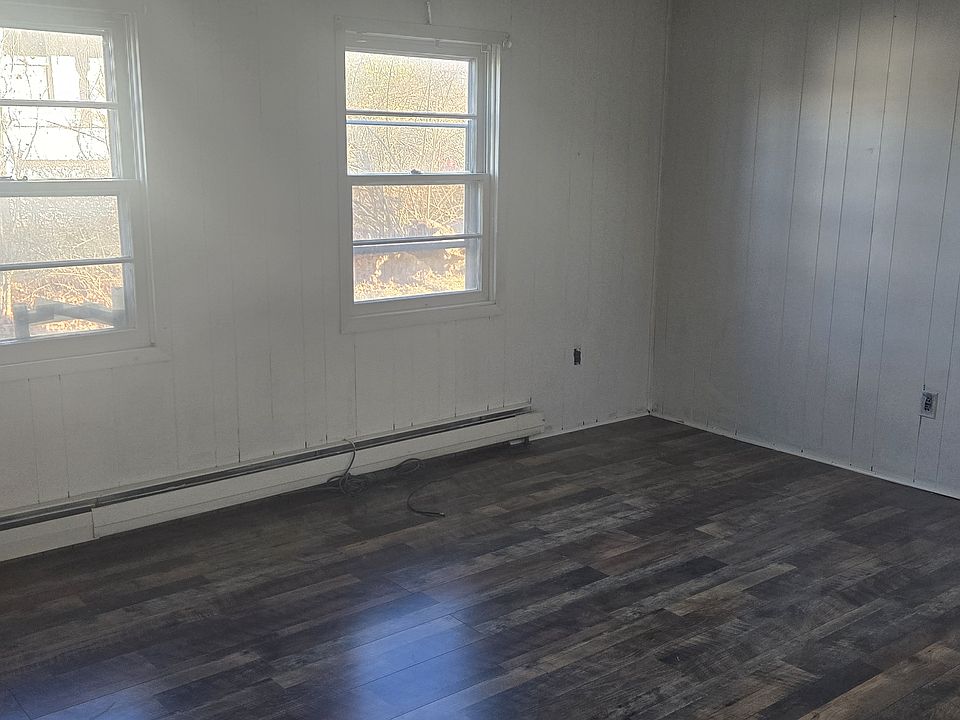1st image of 107-109 Green St #2