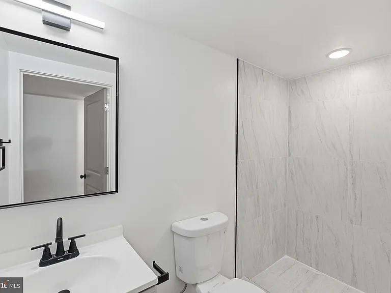 863 N 43rd St #1 — Photo 9