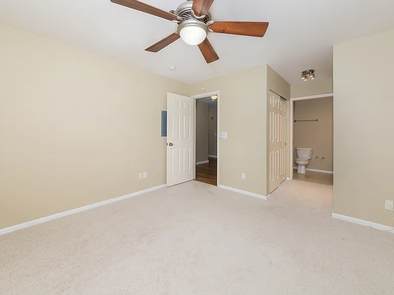 901 E Marine View Dr #306 — Photo 9