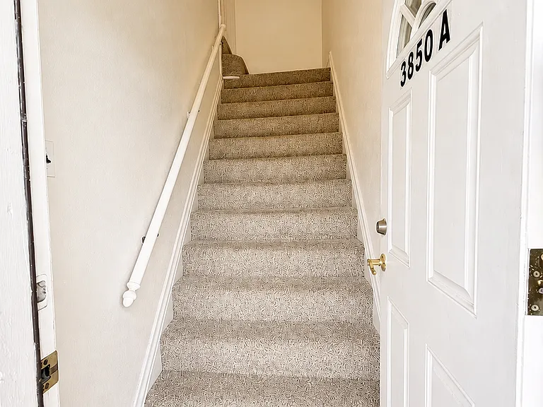 3850-3852 De Tonty St #3850A — Photo 3