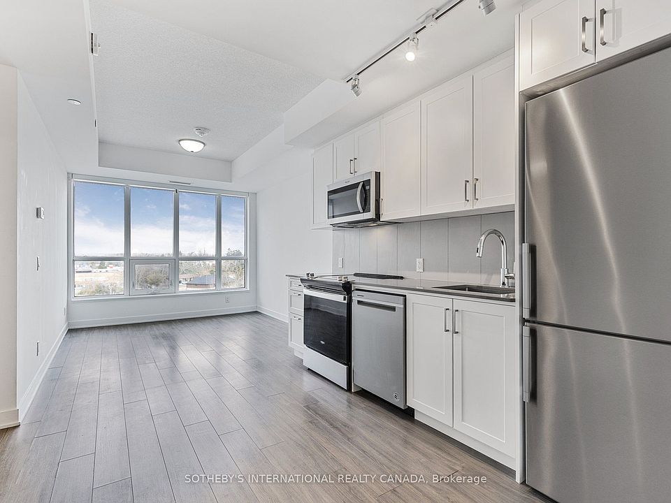 1st image of 681 Yonge St #403