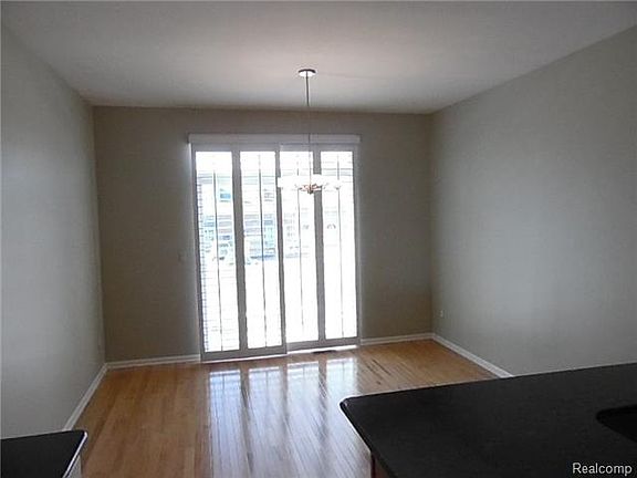 5th image of 37606 Newburgh Park Cir #36