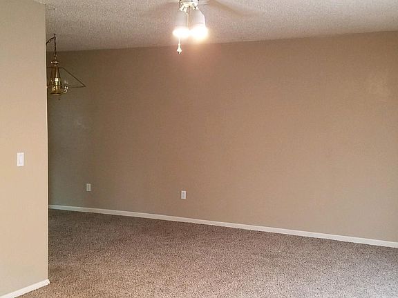 2nd image of 302 Westgate Dr