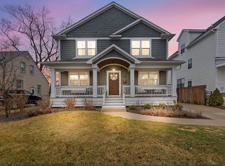 715 N Gainsborough Ave, Royal Oak, MI