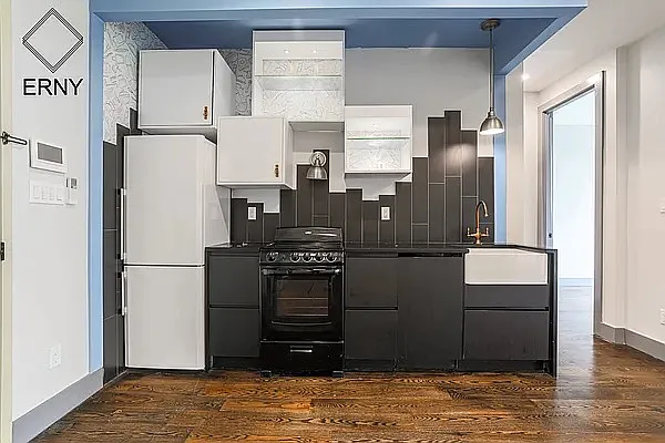 Rented by ERNY LLC | media 8