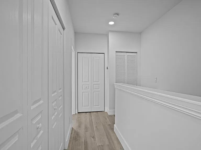 75 NW 4th Ave #75 — Photo 37