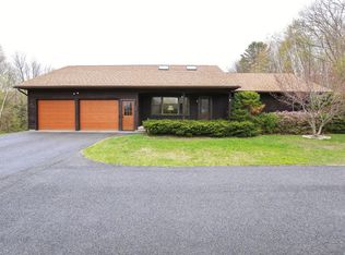 115 Curran Rd, Cheshire, MA 01225