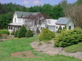 955 Hylton Hollow Rd SW, Willis, VA 24380