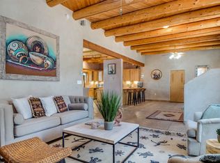 102B Montoya Cir, Santa Fe, NM 87501