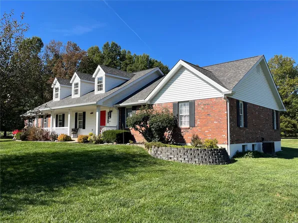 61 Kinker Dr, Moscow Mills, MO 63362