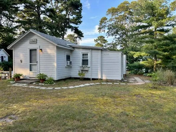 1937 State Highway Route 6 #E, Wellfleet, MA 02667