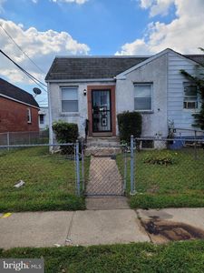 930 Pine Rd, Sharon Hill, PA, 19079