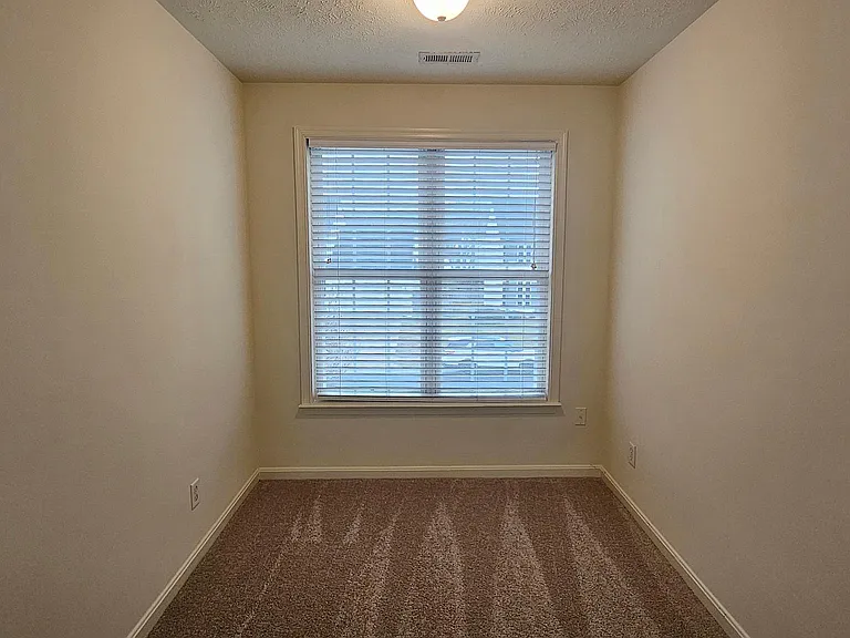 2822 Slingerland Dr — Photo 38