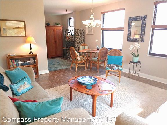 3rd image of 262 Tampa Ave #3P