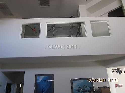 5th image of 10373 Catclaw Ct