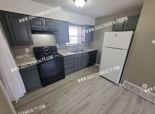8201 Spring Valley Rd #14, Belton, MO 64012