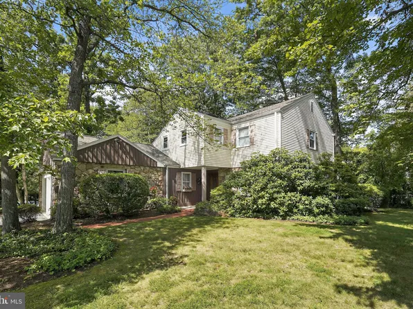 314 Highland Ln, Bryn Mawr, PA 19010