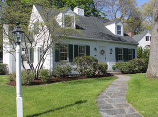 226 Converse St, Longmeadow, MA 01106