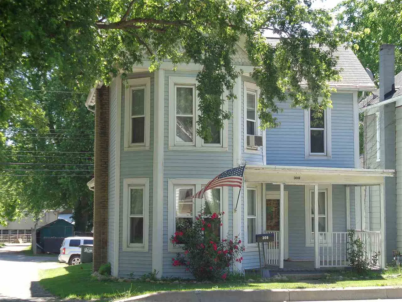 308 N Detroit St photo 1