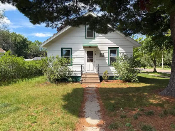 704 Gilbert St, Eau Claire, WI 54703