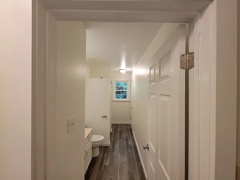 317 Poplar St — Photo 15