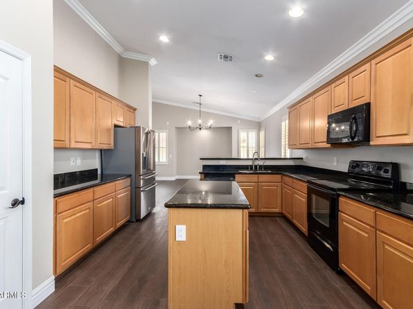46123 W Morning View Ln