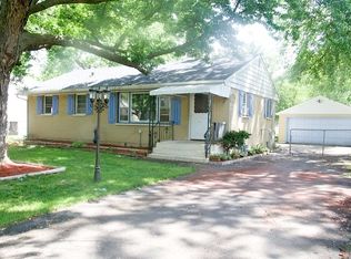 7216 Shales St, Crystal Lake, IL 60014