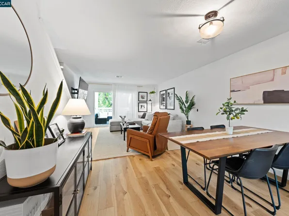 1300 Walden Rd APT 218, Walnut Creek, CA 94597