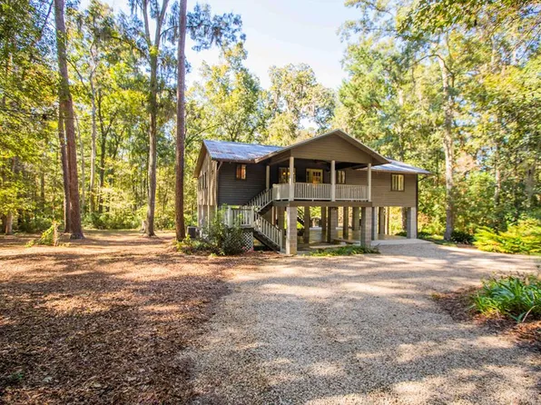 517 Wildwood Ln, Thomasville, GA 31792