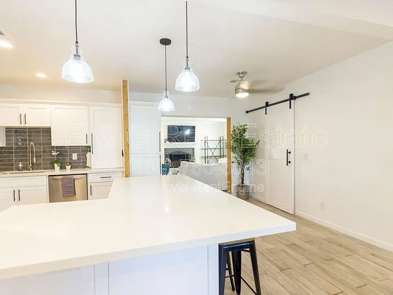 4214 N 20th St — Photo 13