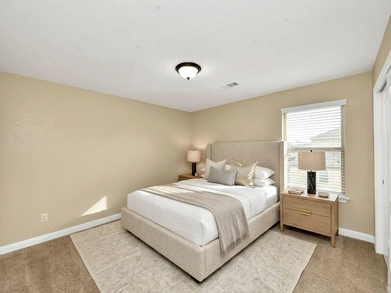 19126 Gaslamp Point Ct — Photo 39
