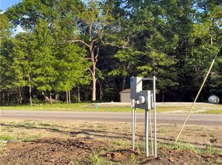 109 Holiday Dr, Linn Valley, KS 66040