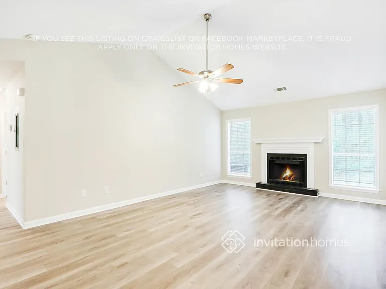 4469 White City Rd — Photo 4