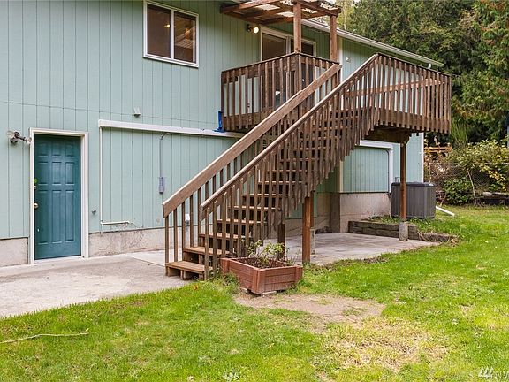 4th image of 7445 Alpenridge Pl SE
