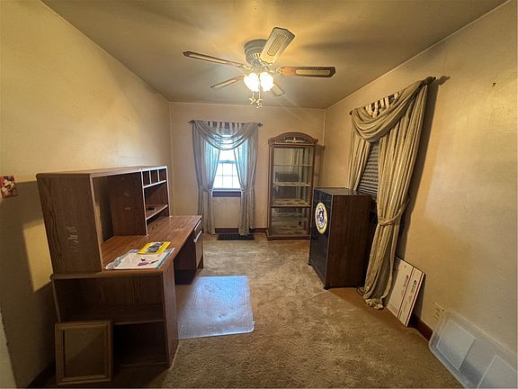 5th image of 1605 Ridge Ave