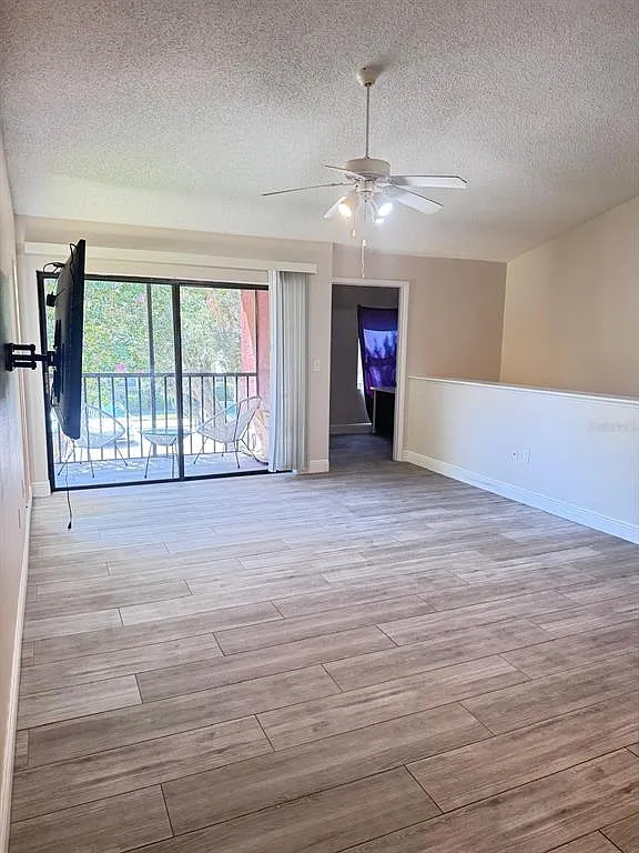 1 bed, 1.0 bath, 856 sqft, $1,650 — Photo 3