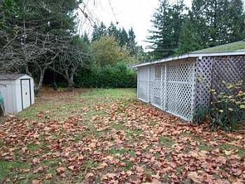 3rd image of 3389 SE Ash Ave