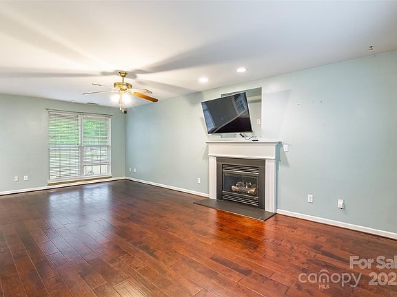 3rd image of 7206 Stoney Place Ct