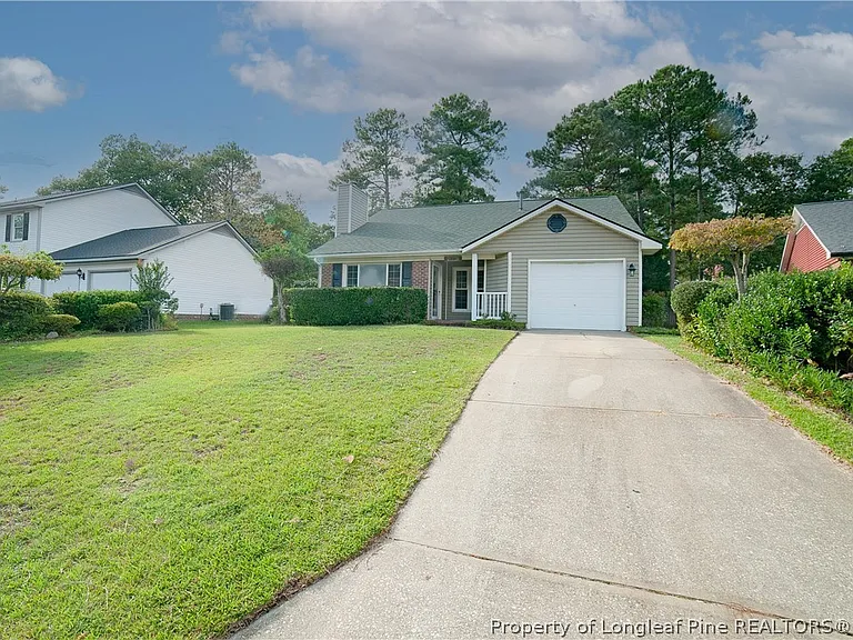6440 Brookshire St — Photo 2