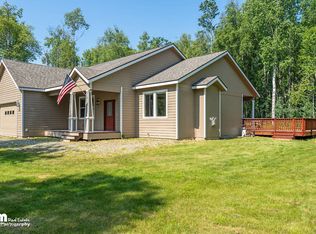 819 E Blue Spruce Cir, Wasilla, AK 99654